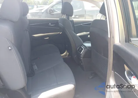 2017 Kia Sorento 2.4L Lx z USA, uszkodzony, nr VIN 5XYPG4A3XHG271647